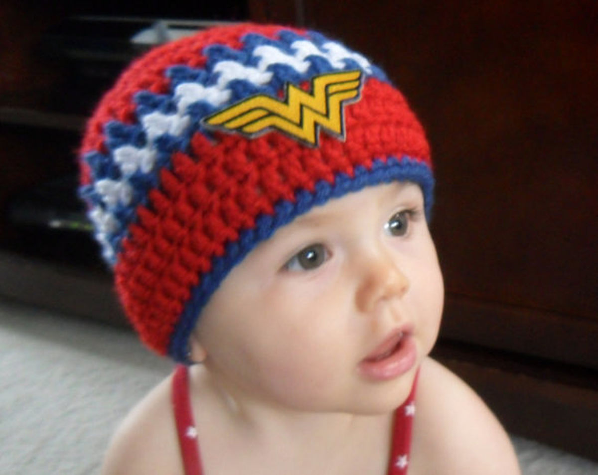 wonder-woman-baby-crochet-hat